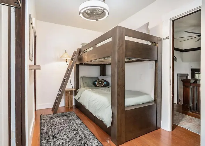 Maple Family Suite